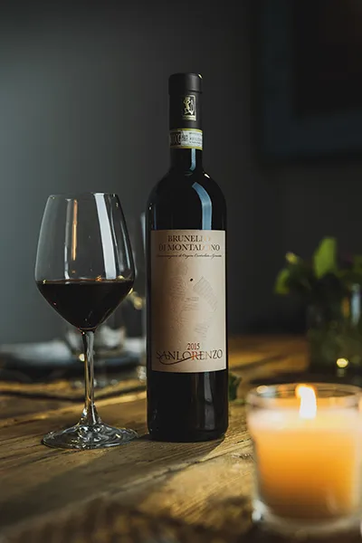 Bouteille de Brunello di Montalcino San Lorenzo, vin rouge haut de gamme